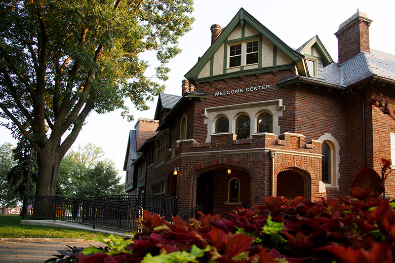 uno's hayden house