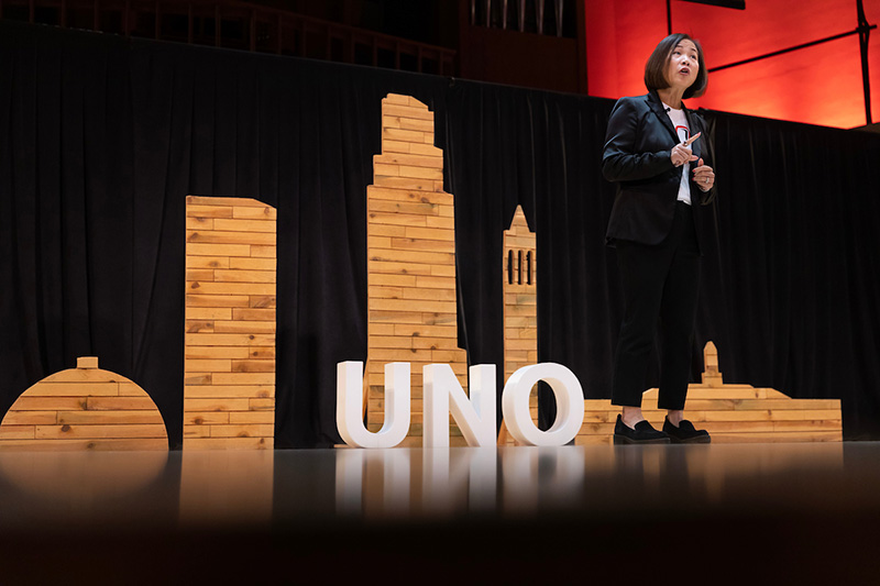 chancellor li speaks to the university from the strauss stage